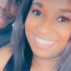 Meet your Posher, Desiree